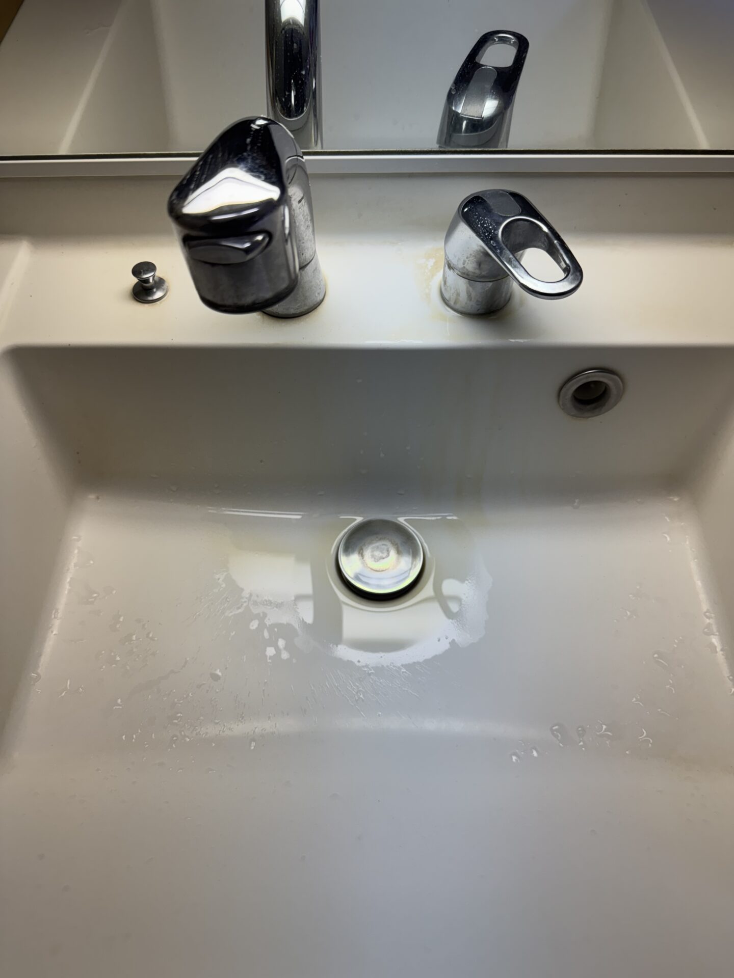洗面所水栓交換 洗面所水栓交換